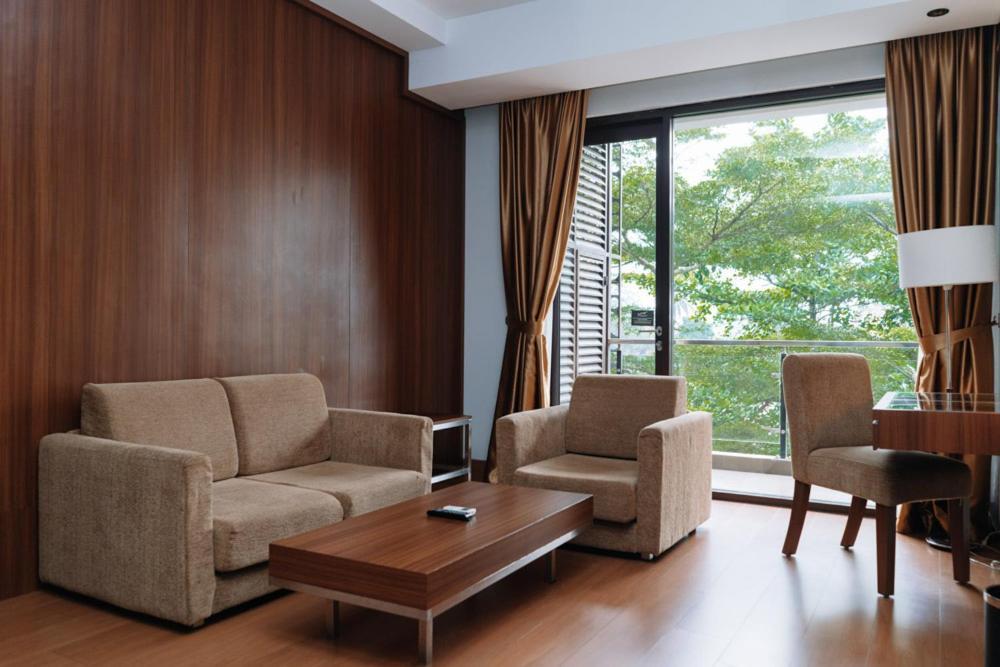 Anugrah Hotel Sukabumi Ngoại thất bức ảnh