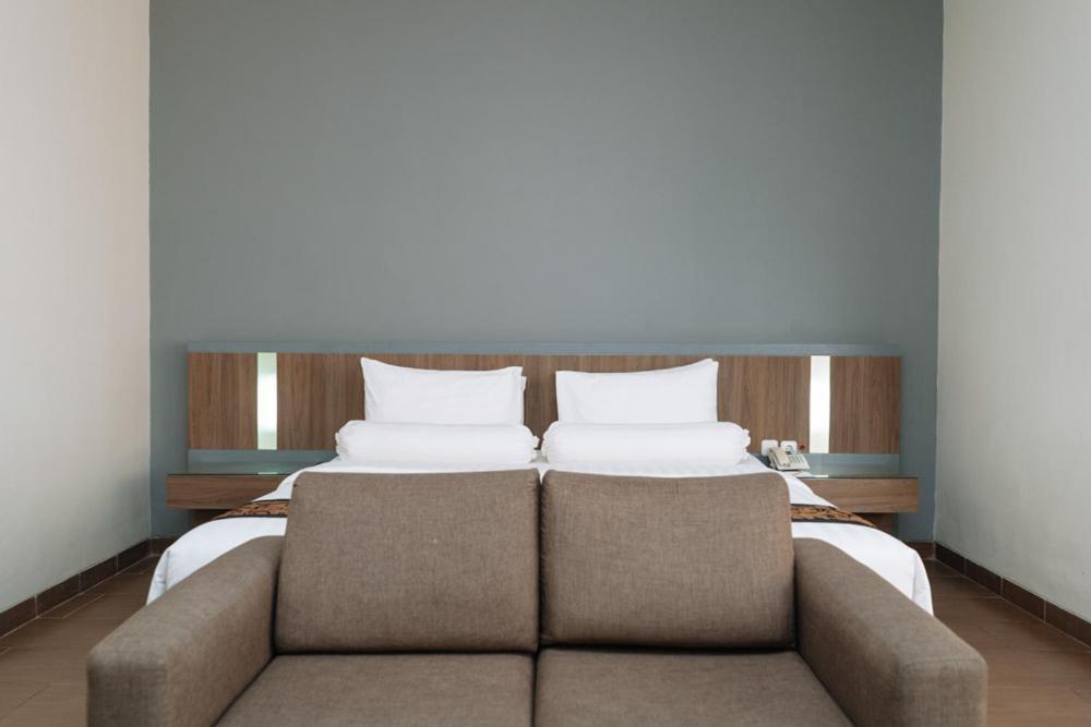 Anugrah Hotel Sukabumi Ngoại thất bức ảnh