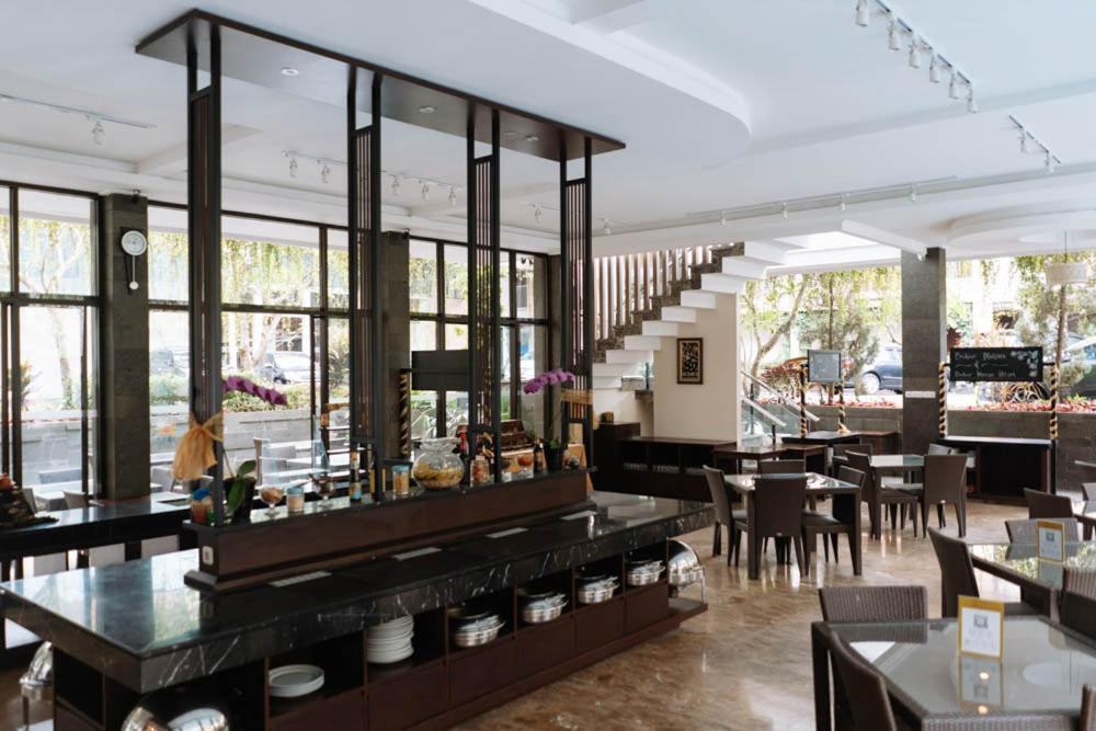Anugrah Hotel Sukabumi Ngoại thất bức ảnh