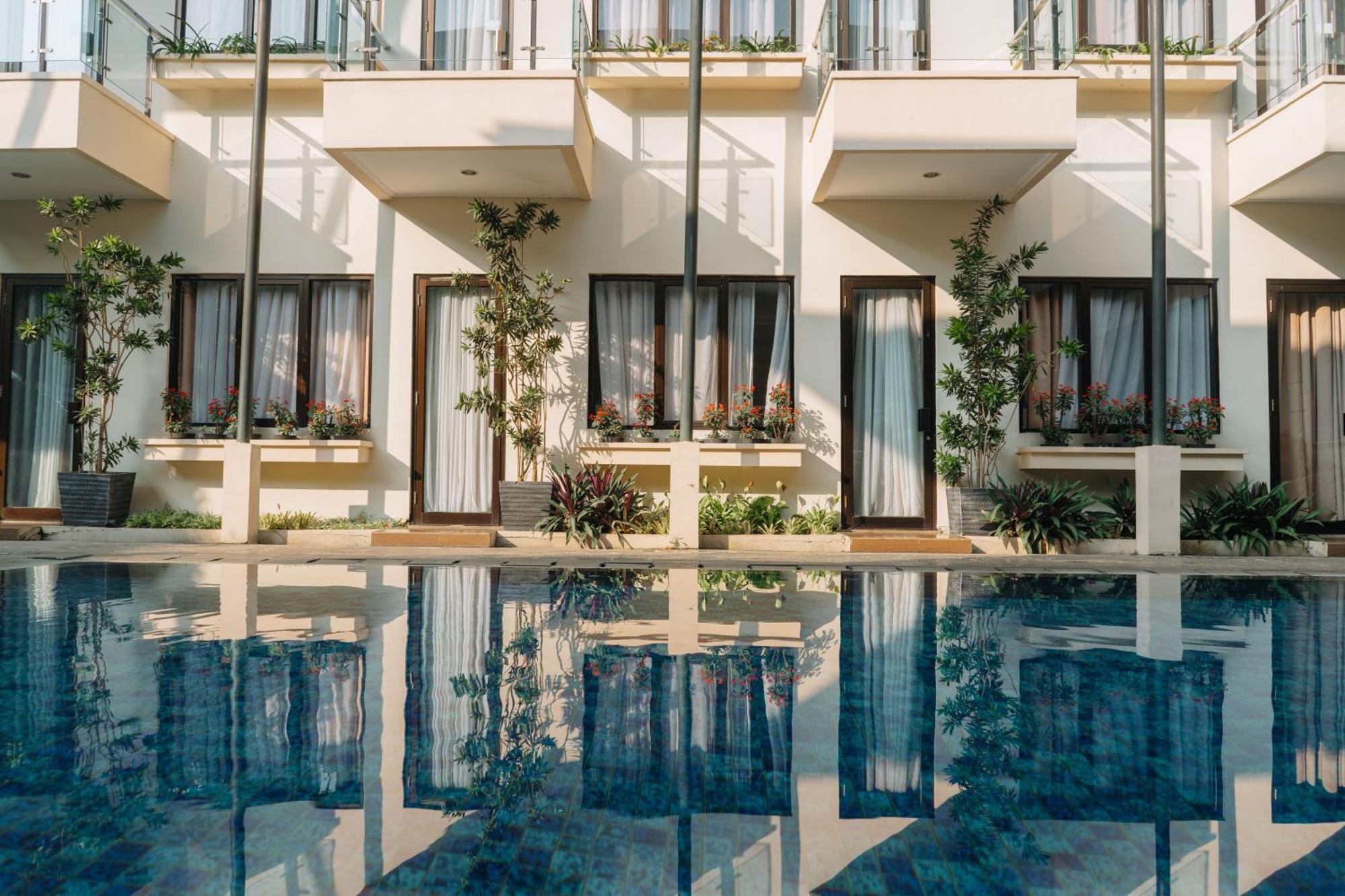 Anugrah Hotel Sukabumi Ngoại thất bức ảnh