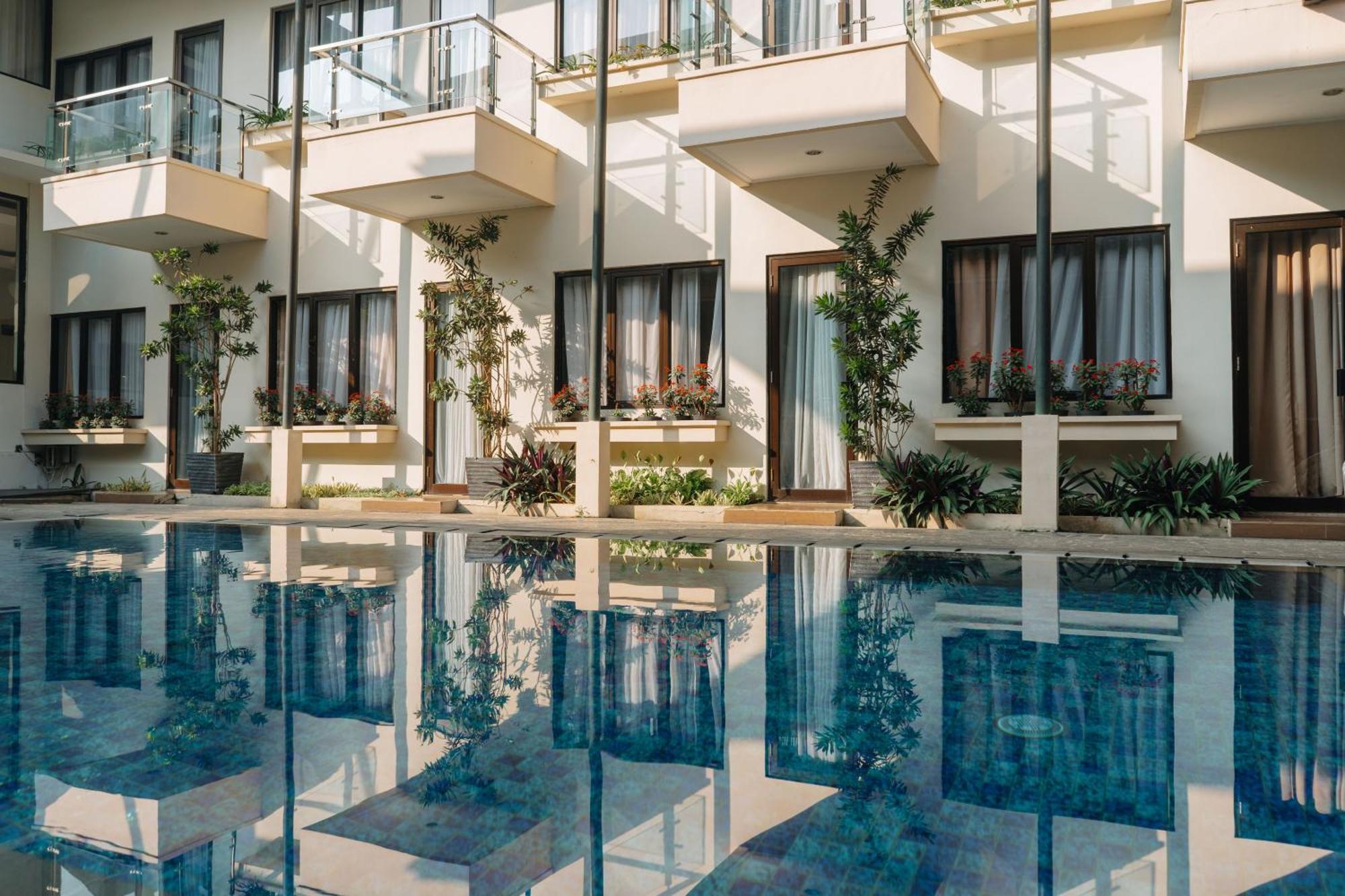 Anugrah Hotel Sukabumi Ngoại thất bức ảnh